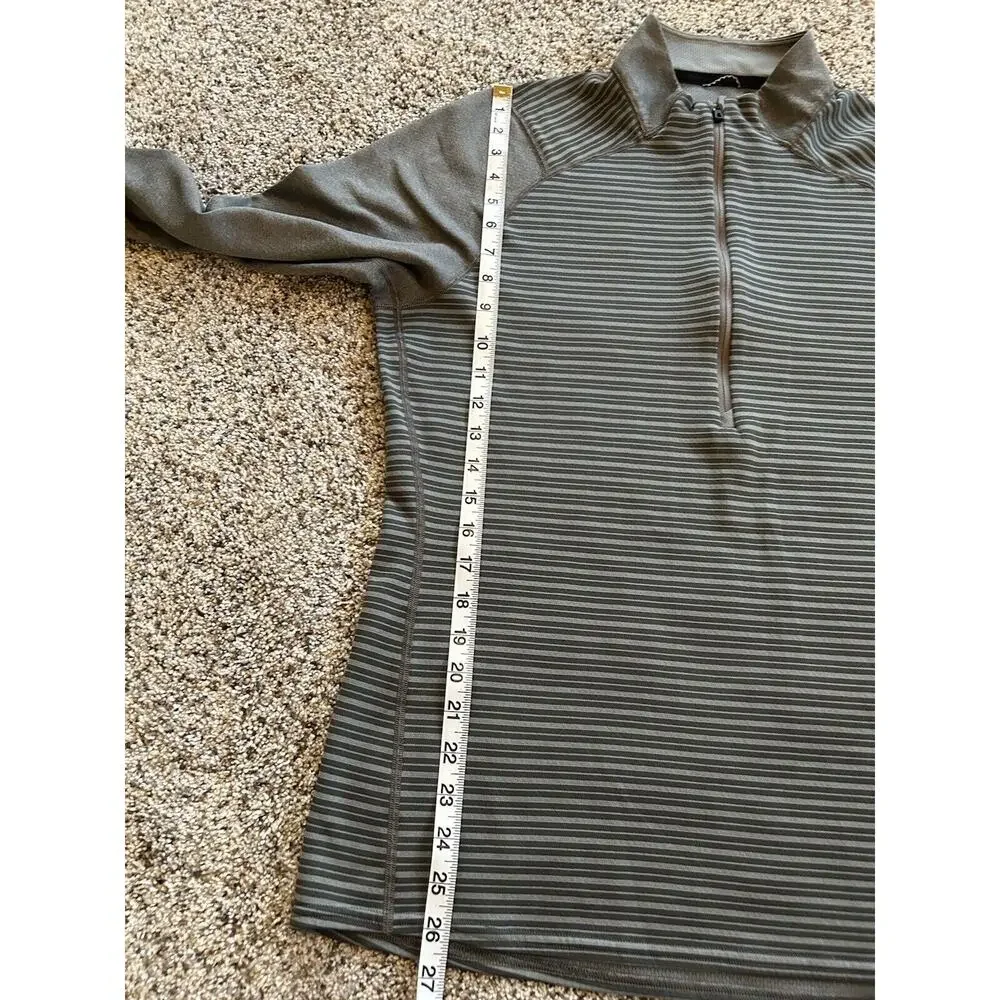 Patagonia sz L Men’s Shirt 1/2 Zip Pullover Stripes Gray Thumb Loops E24